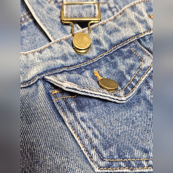 Pinafore Denim Cutout Dress. Urban Revivo - Picture 11 of 14